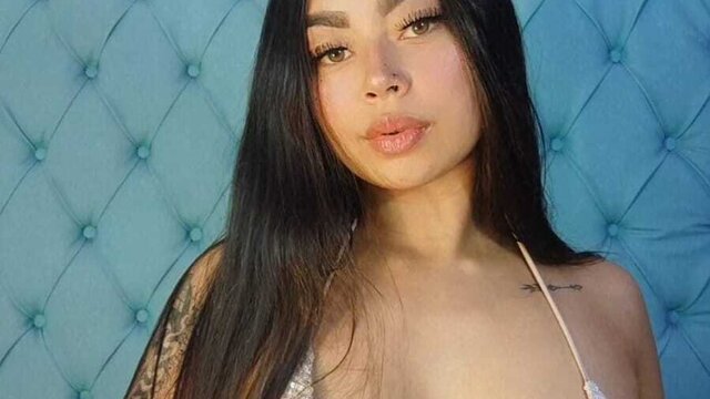 Mia Saenz